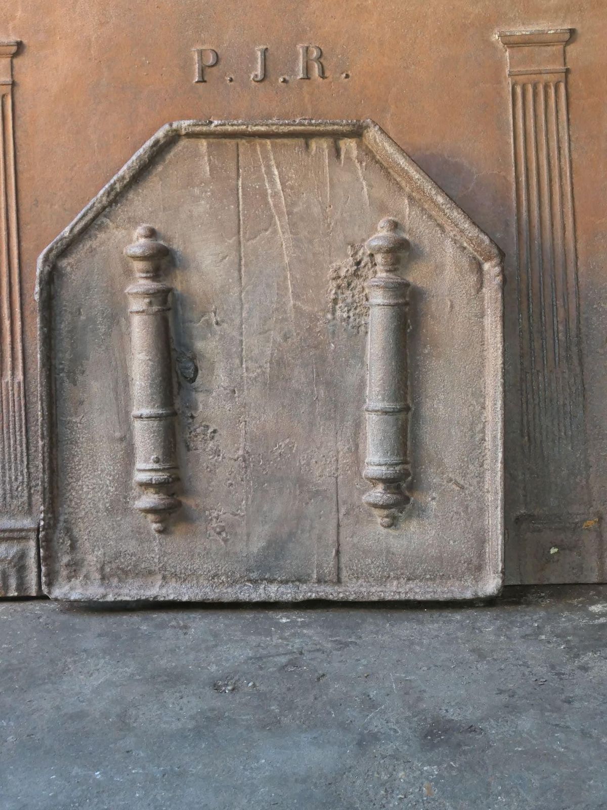 French Fireback / Backsplash With Pillars Of Hercules, 17th 18th Century photo furniture
