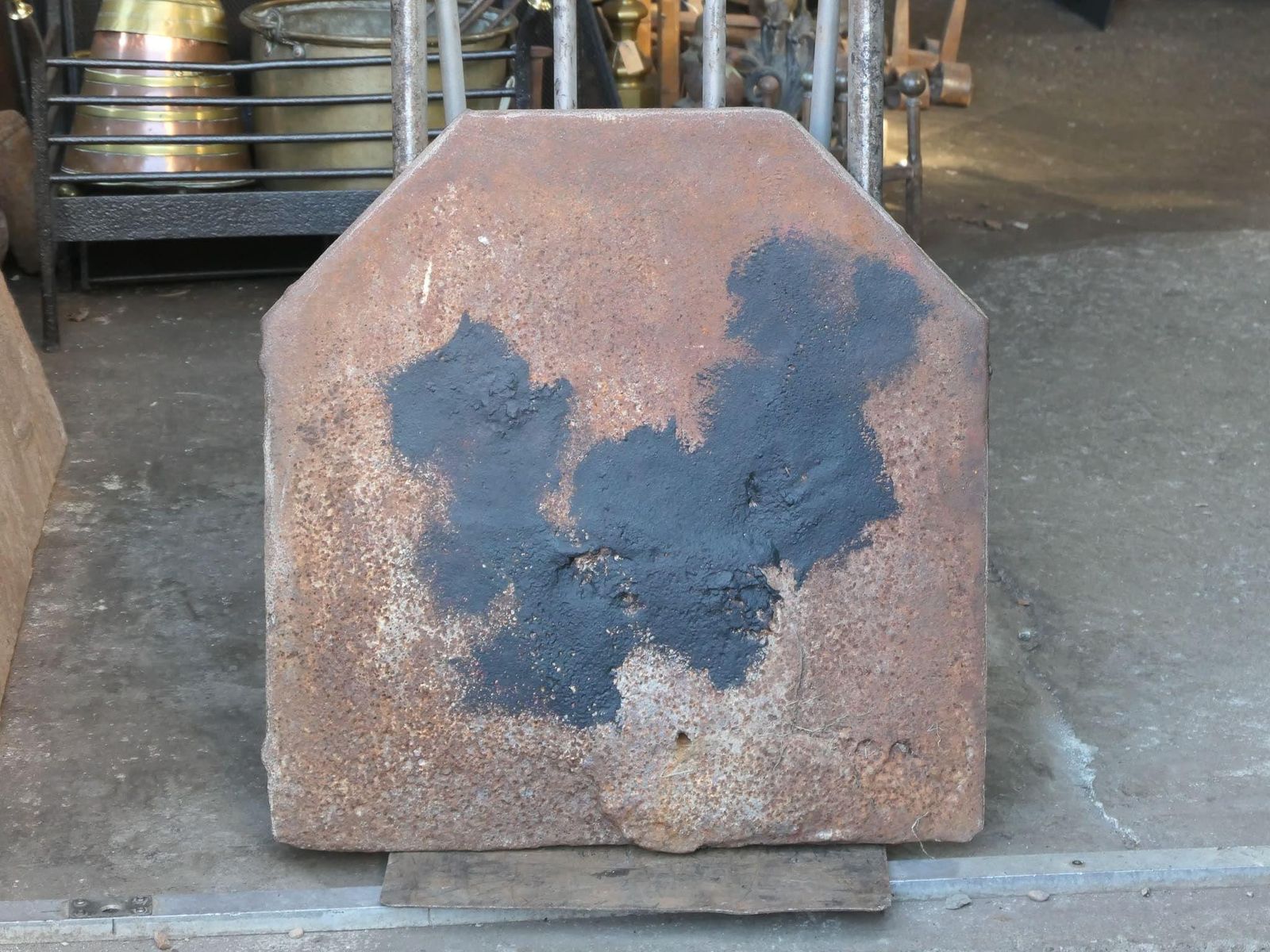 photo furniture French Fireback / Backsplash With Pillars Of Hercules, 17th 18th Century