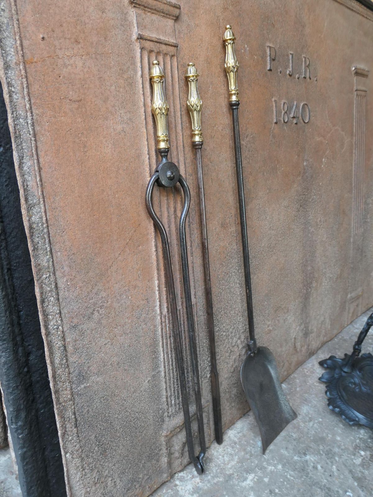 photo vintage English Victorian Fireplace Tool Set Or Companion Set, 19th Century