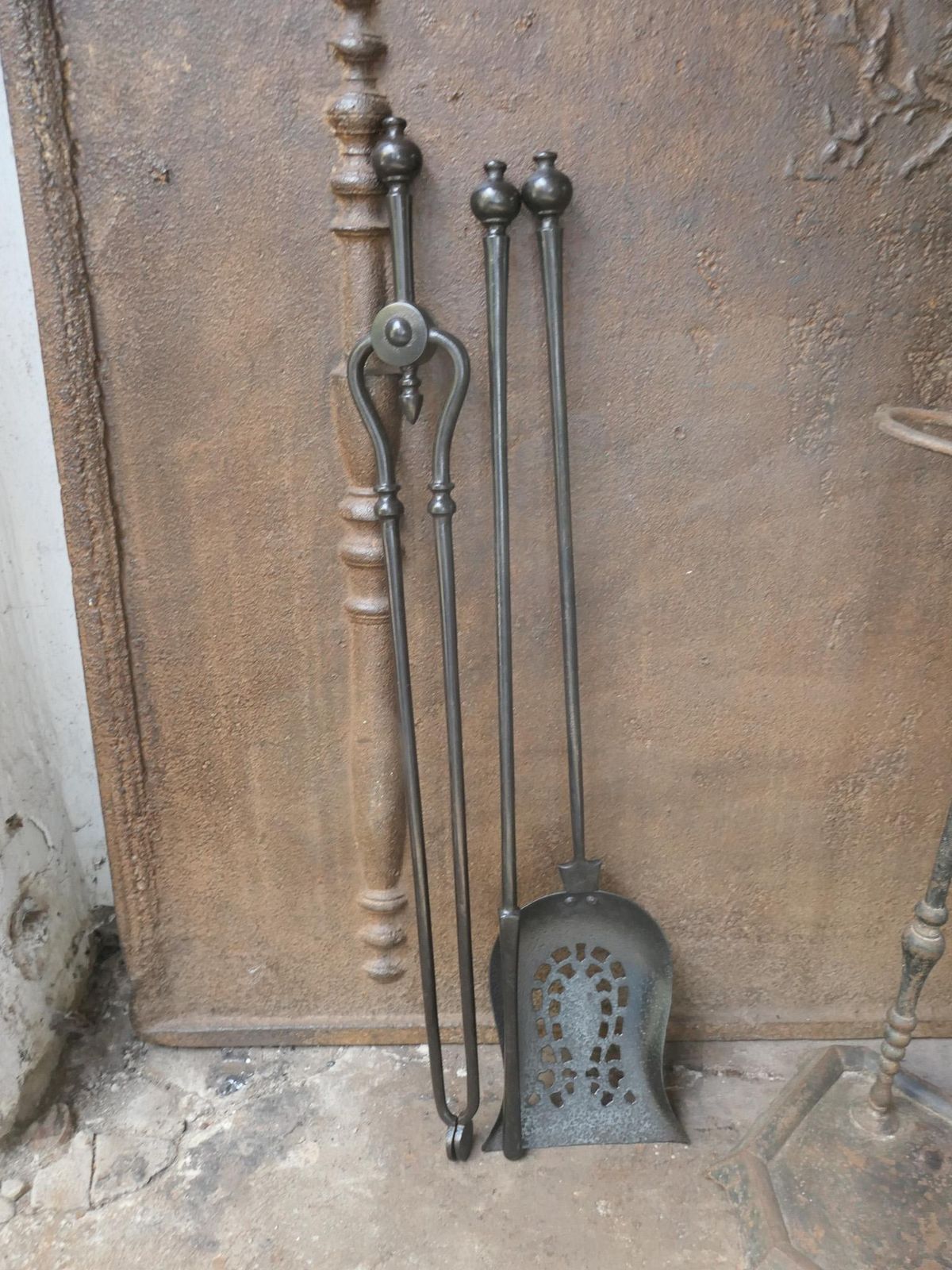 832.0 English Victorian Fireplace Tools Or Companion Set, 19th Century photo