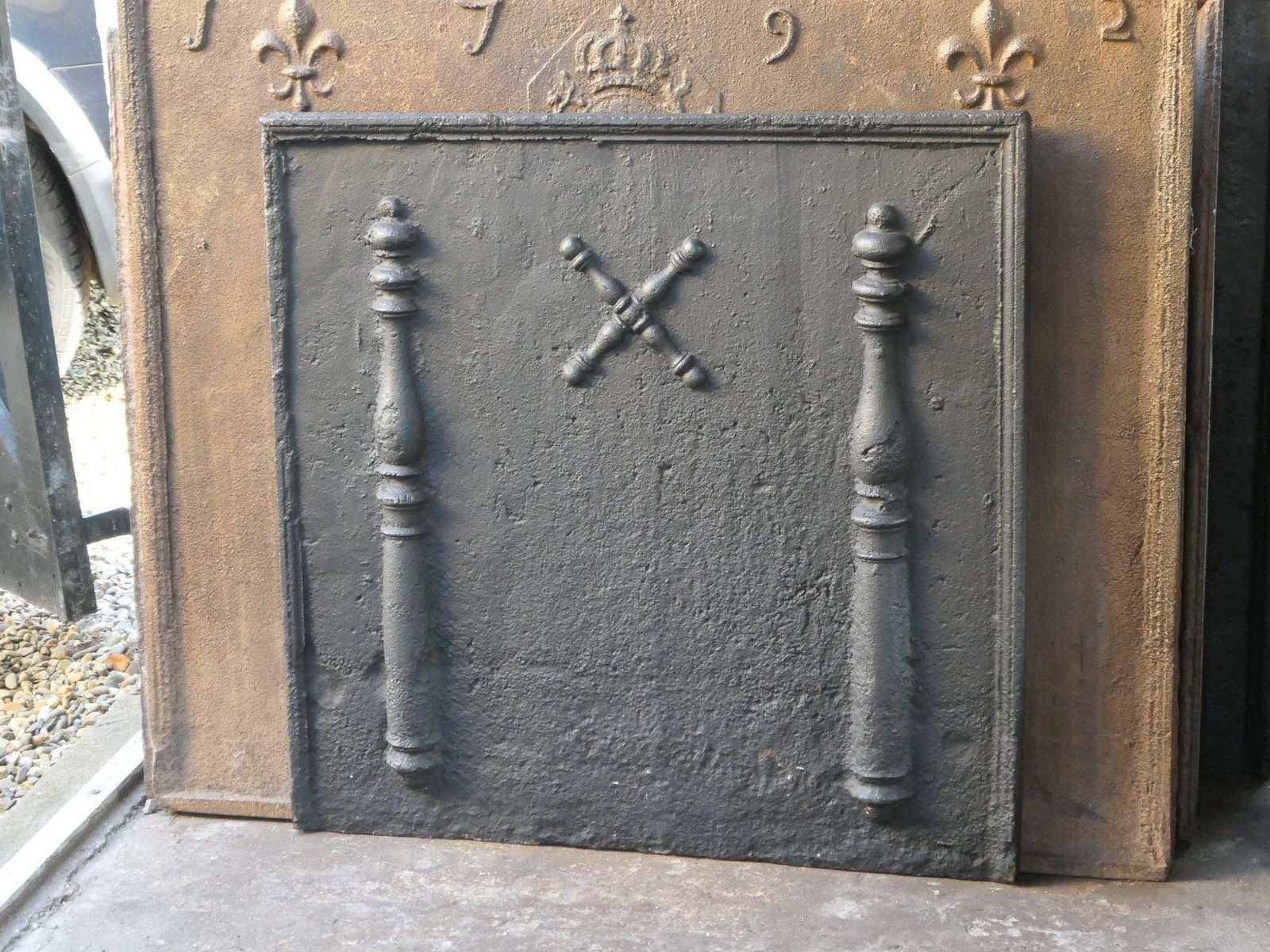17th 18th Century French Louis XIV 'Saint Andrew's Cross' Fireback / Backsplash photo Home Fixtures