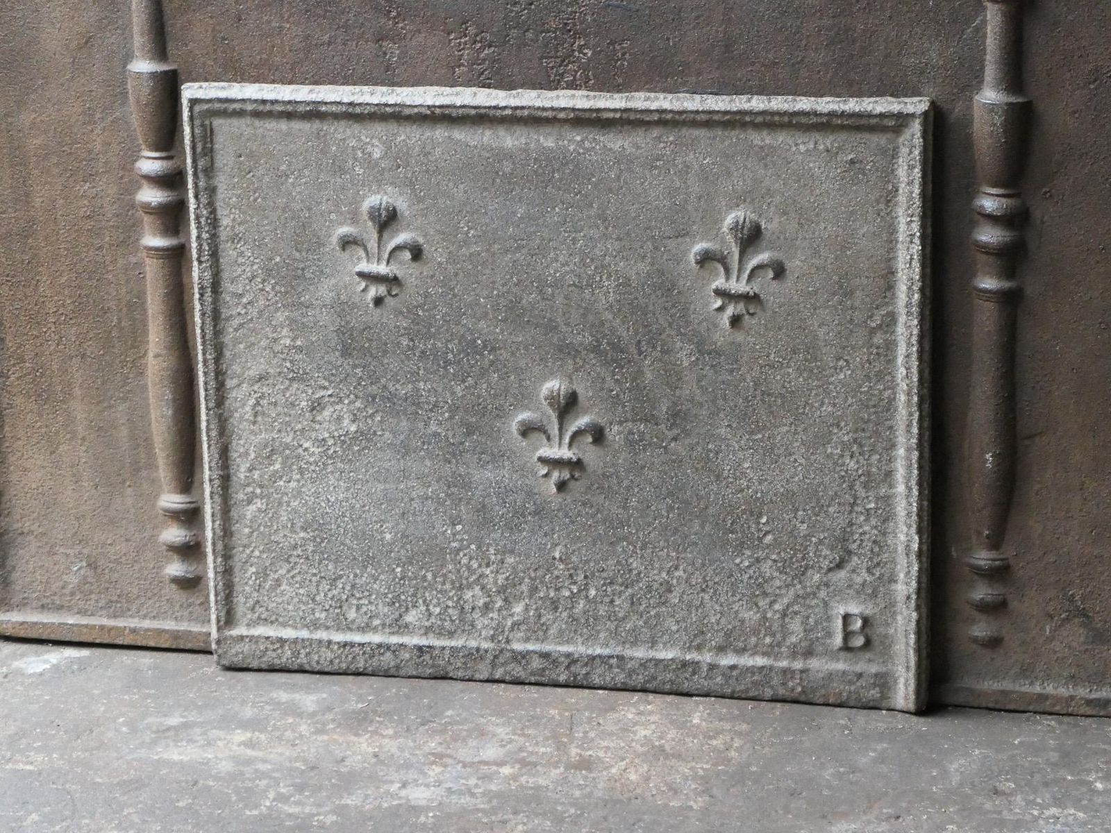 18th Century French Louis XV Fireback / Backsplash With Fleurs De Lys photo buy