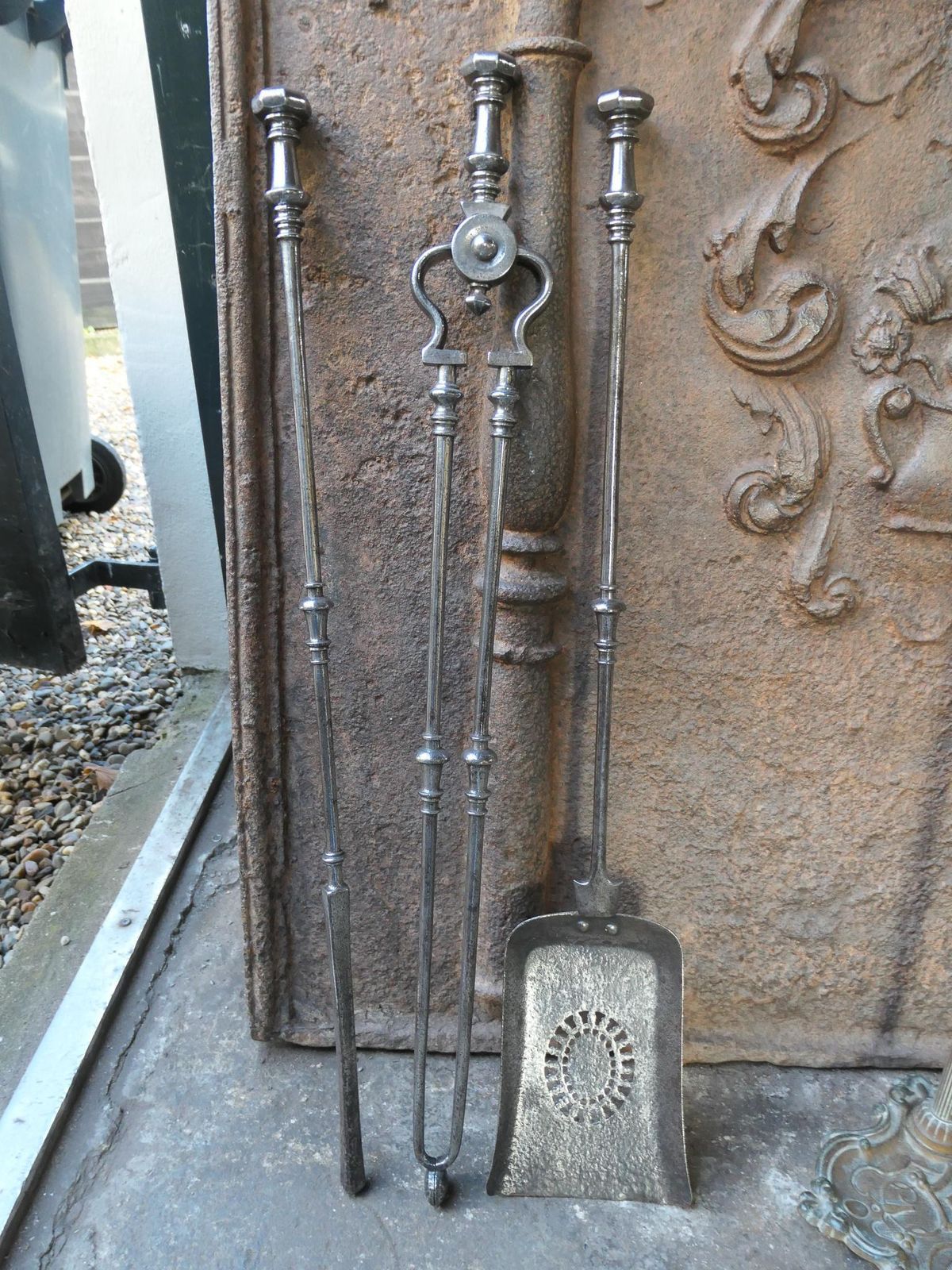 photo furniture Large 18/19th C. English Polished Steel Georgian Fire Companion Set