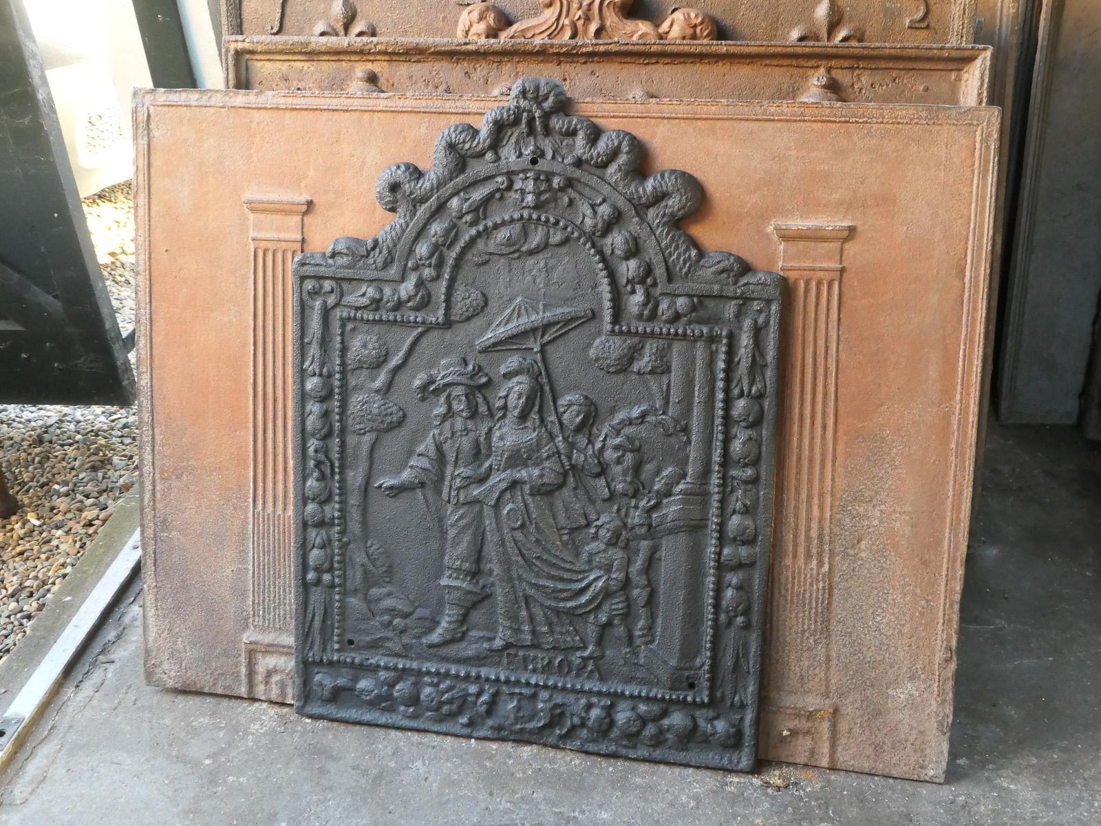 Dutch Louis XIV Style 'Europe' Fireback / Backsplash photo vinterior