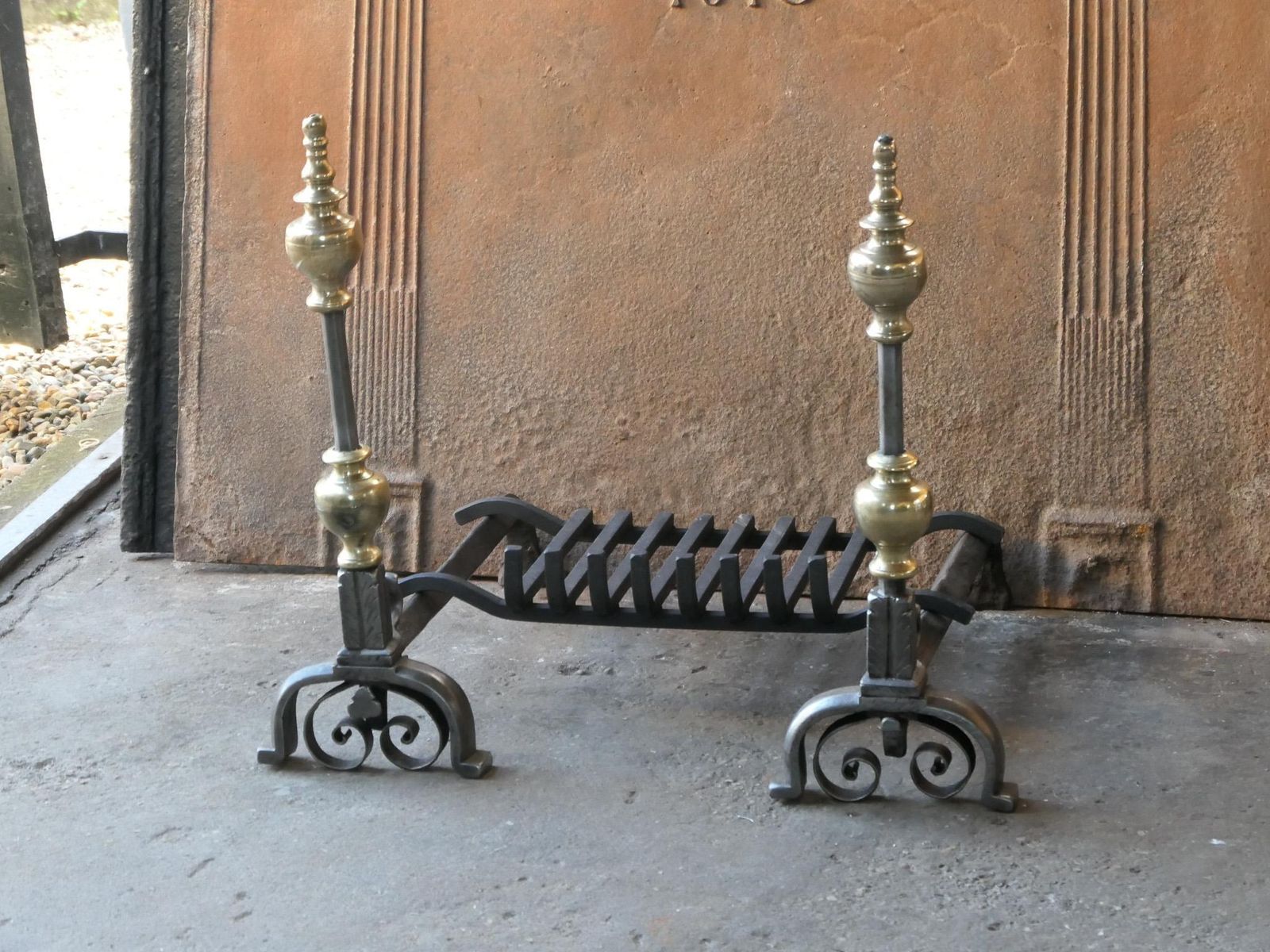 18th Century French Louis XV Fireplace Log Grate photo vinterior
