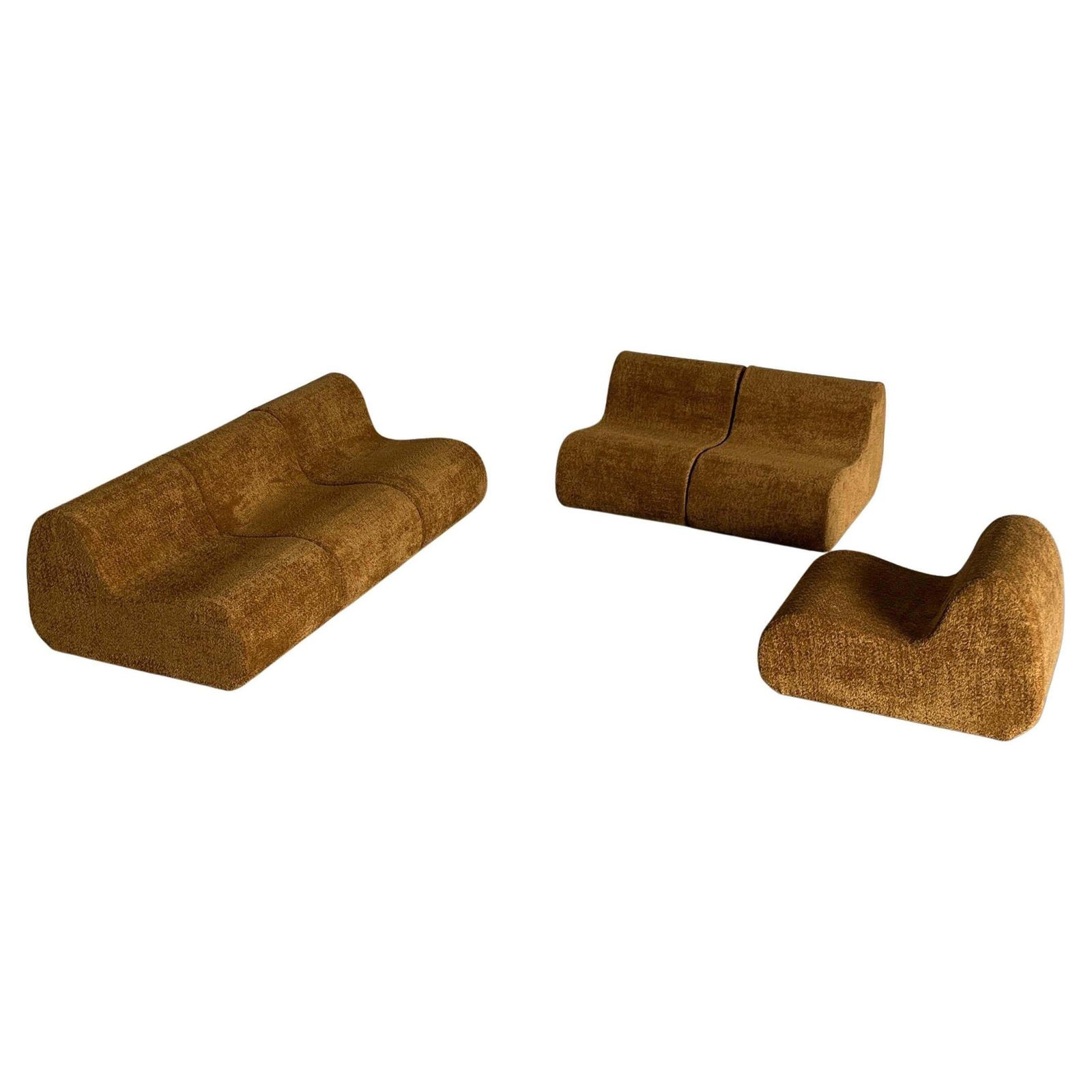 Italian Mid Century Modular Sofa Or Seating Set In Ochre Boucle, 1970s Italy