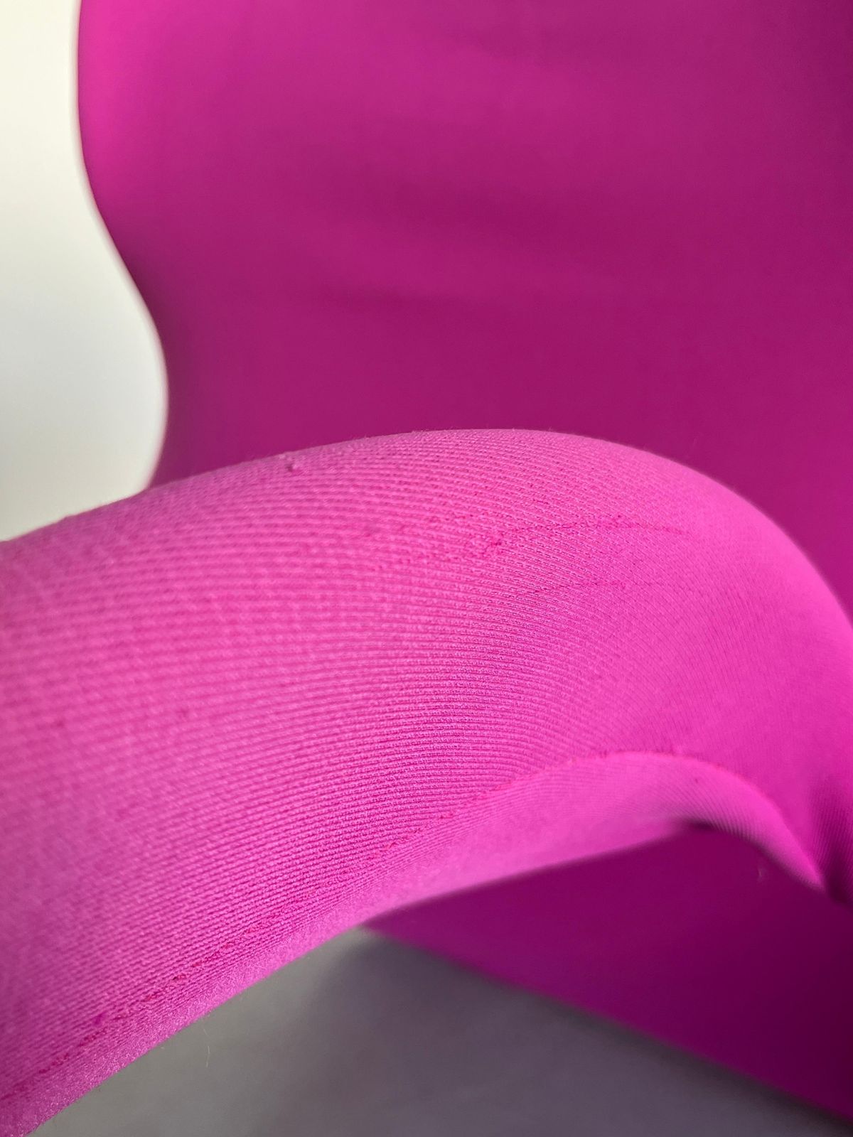 photo buy Large Fiocco Armchair By Gianni Pareschi For Busnelli In Pink, 1970s