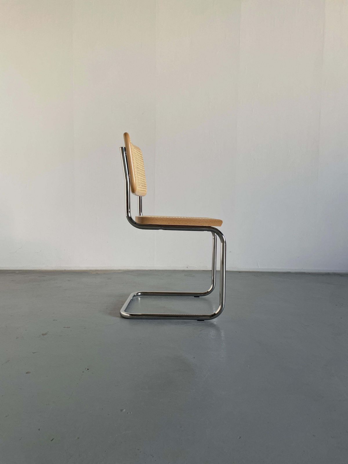 Cesca Mid Century Cantilever Chair, Marcel Breuer B32 Design photo buy