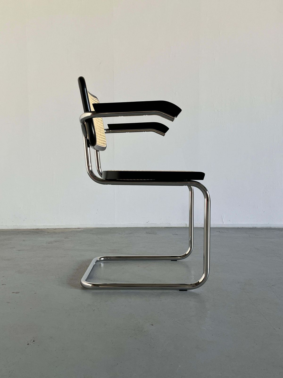 1 Of 8 Vintage Cesca Mid Century Cantilever Chair, Marcel Breuer B64, Early 00s photo buy