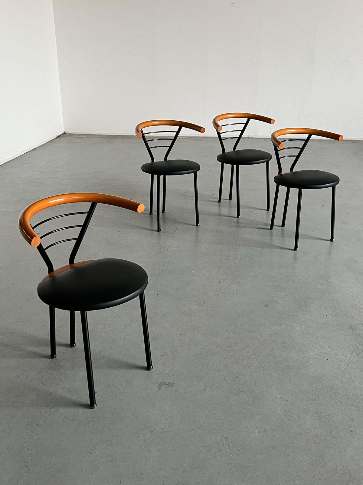 Set Of 4 Vintage Postmodern Geometrical Armchairs, Sculptural Memphis Style, 90s photo Furniture