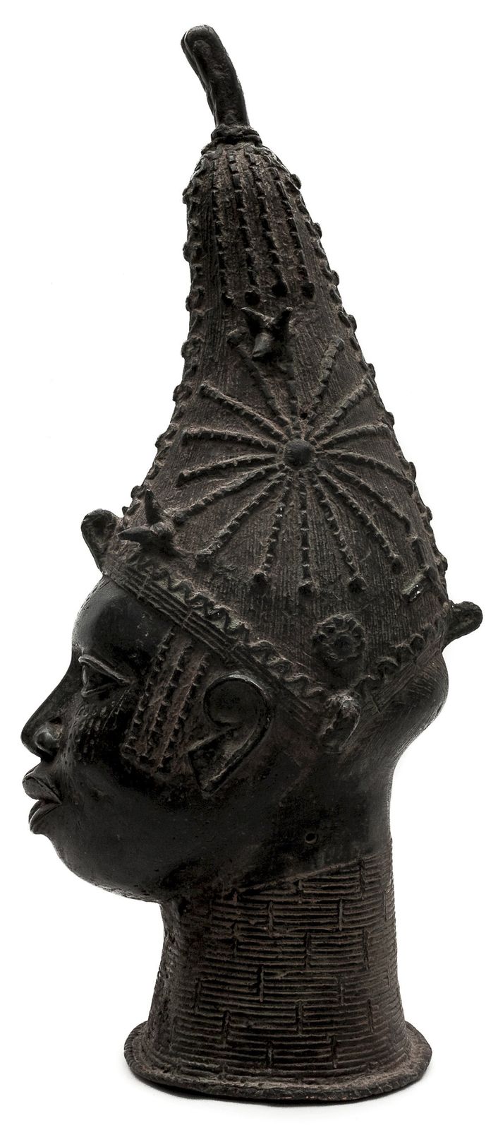 Head Of Queen Iyoba, African photo for sale