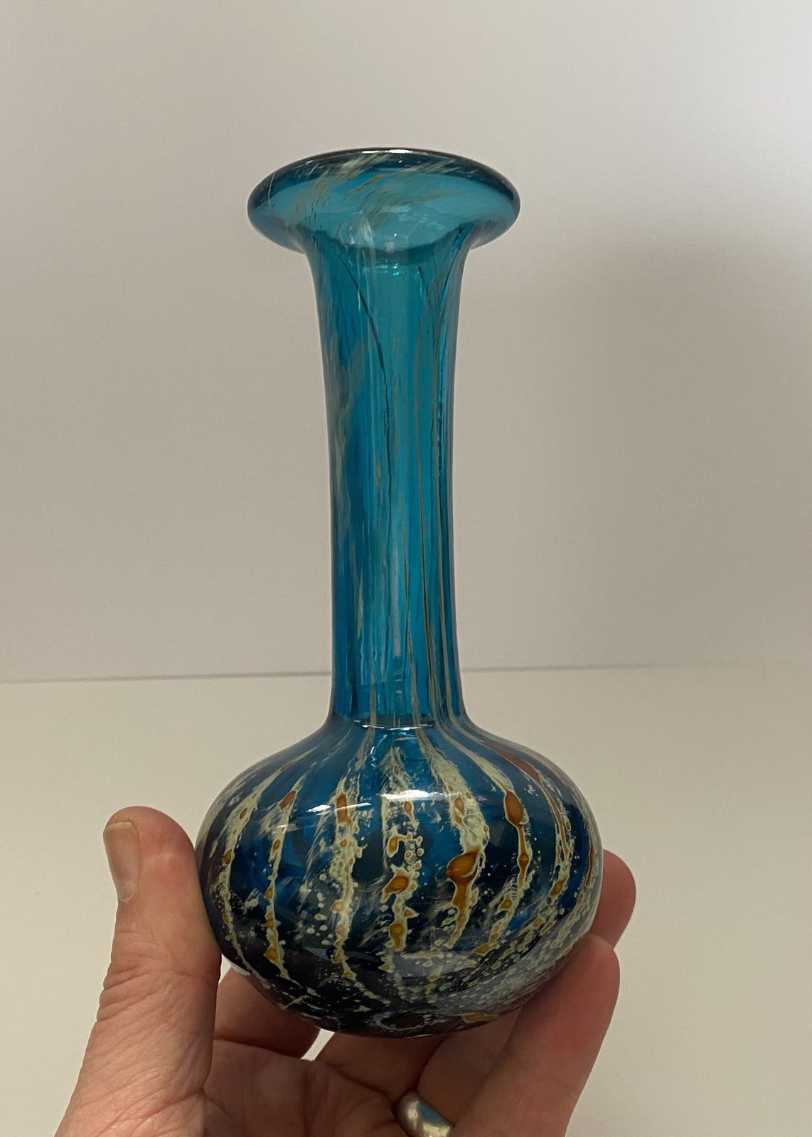photo vinterior Mdina, Maltese Art Glass, Long Neck Vase By Michael Harris, 1970’s