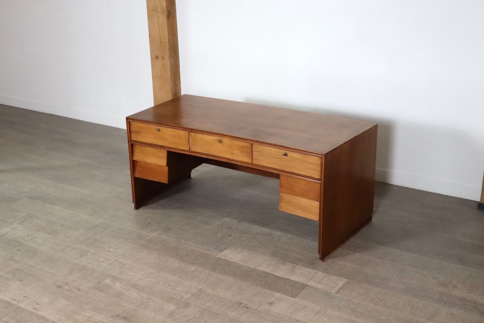 Curved Directors Desk In Walnut, Italy 1940s photo vintage