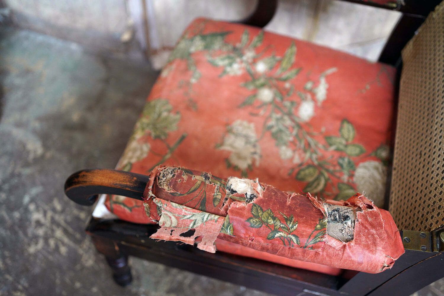 A Regency/William IV Period Mahogany Campaign & Silk Upholstered Armchair C.1825 37 photo vintage