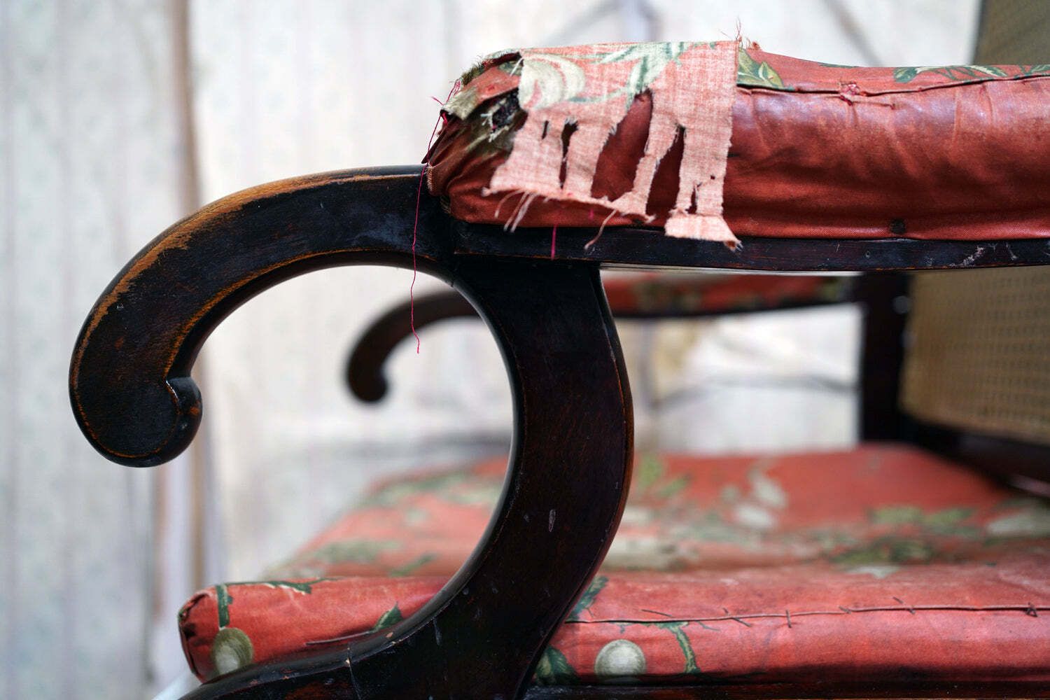photo furniture A Regency/William IV Period Mahogany Campaign & Silk Upholstered Armchair C.1825 37