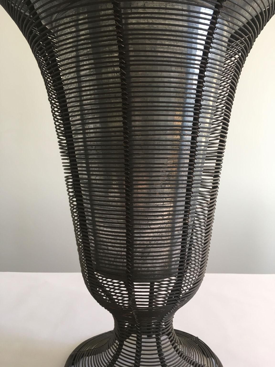 France Iron Wire Minimalist Vase And Planter Bowl photo 681.0