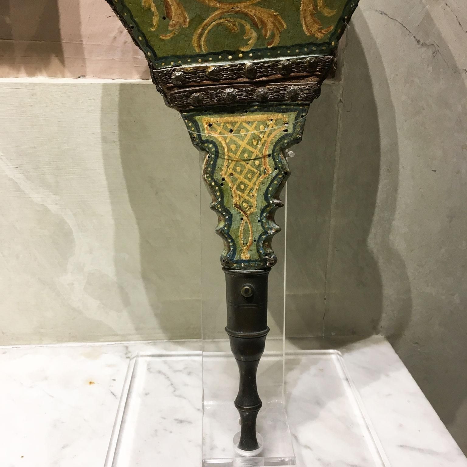 1750 Venezia Italy Green Lacquered Wooden Fireplace Bellows With Flowers photo 17040.0