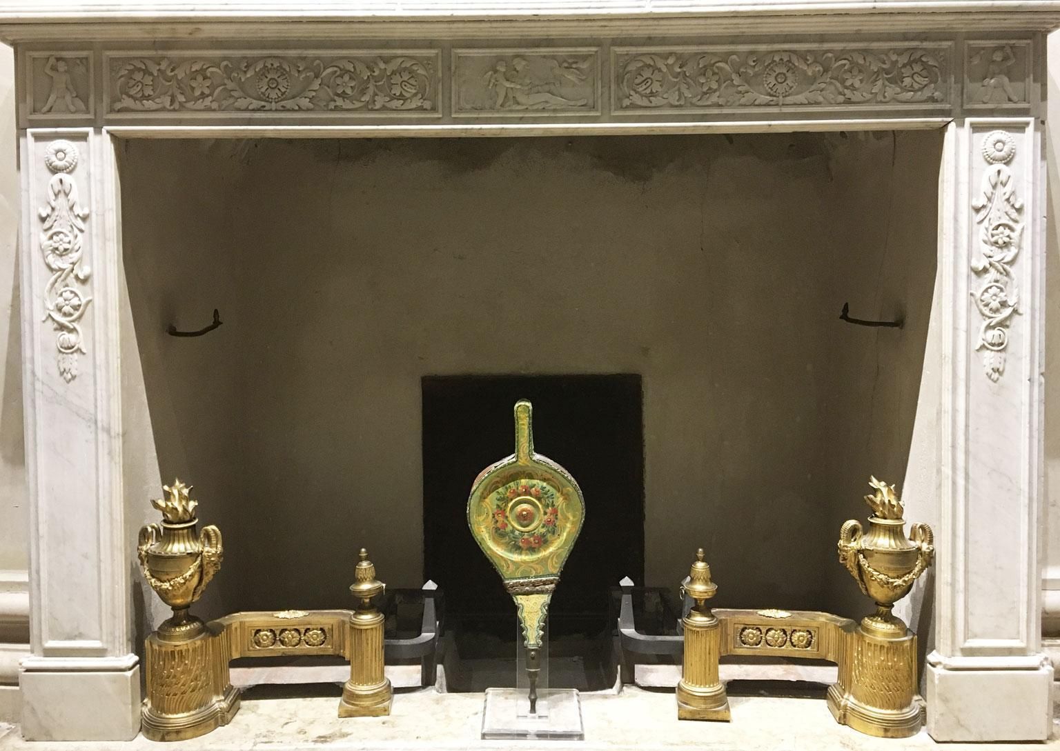 photo vinterior 1750 Venezia Italy Green Lacquered Wooden Fireplace Bellows With Flowers