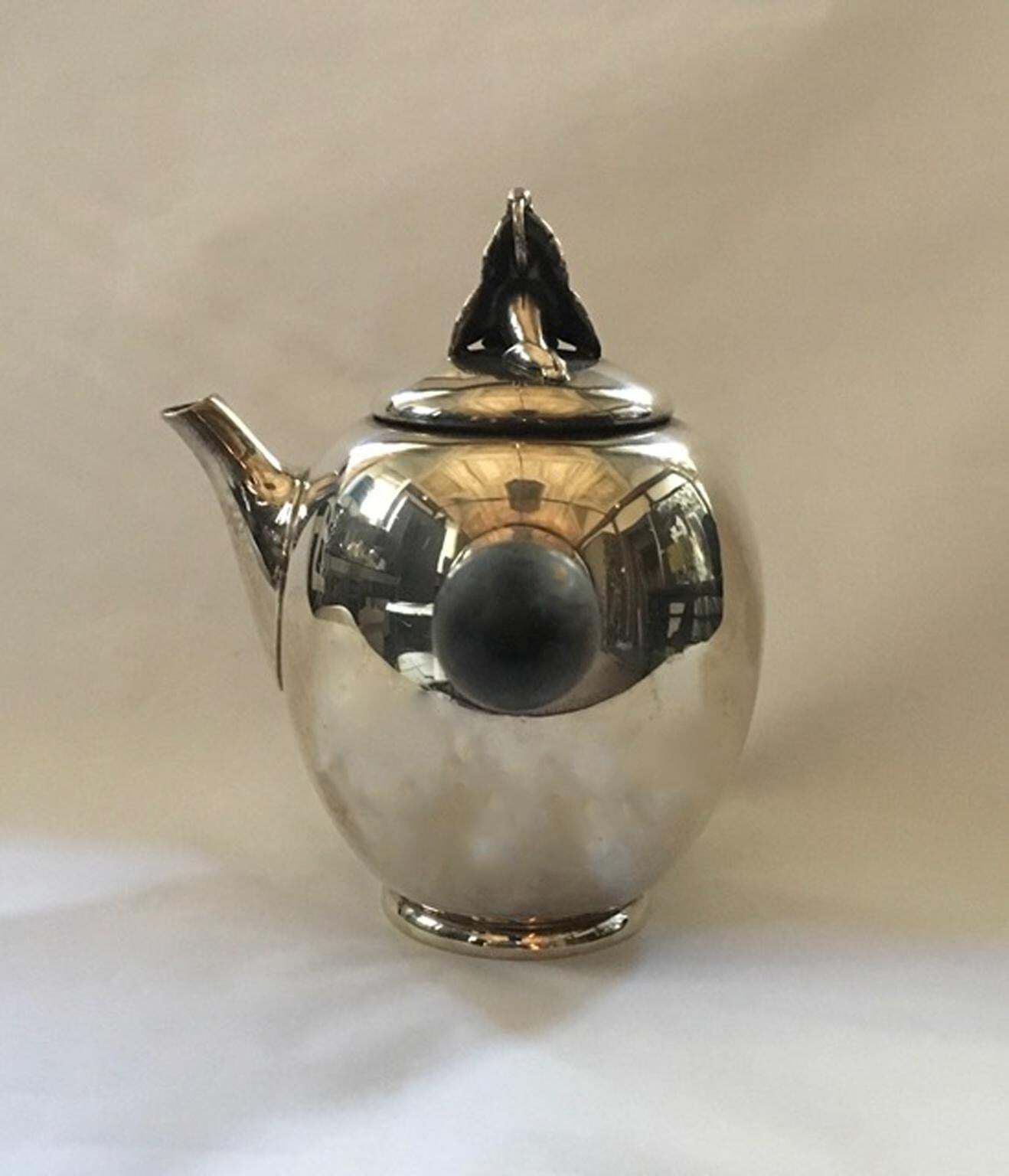 Ghoram Early 20th Century New York Sterling Silver Chocolate Pot photo vinterior