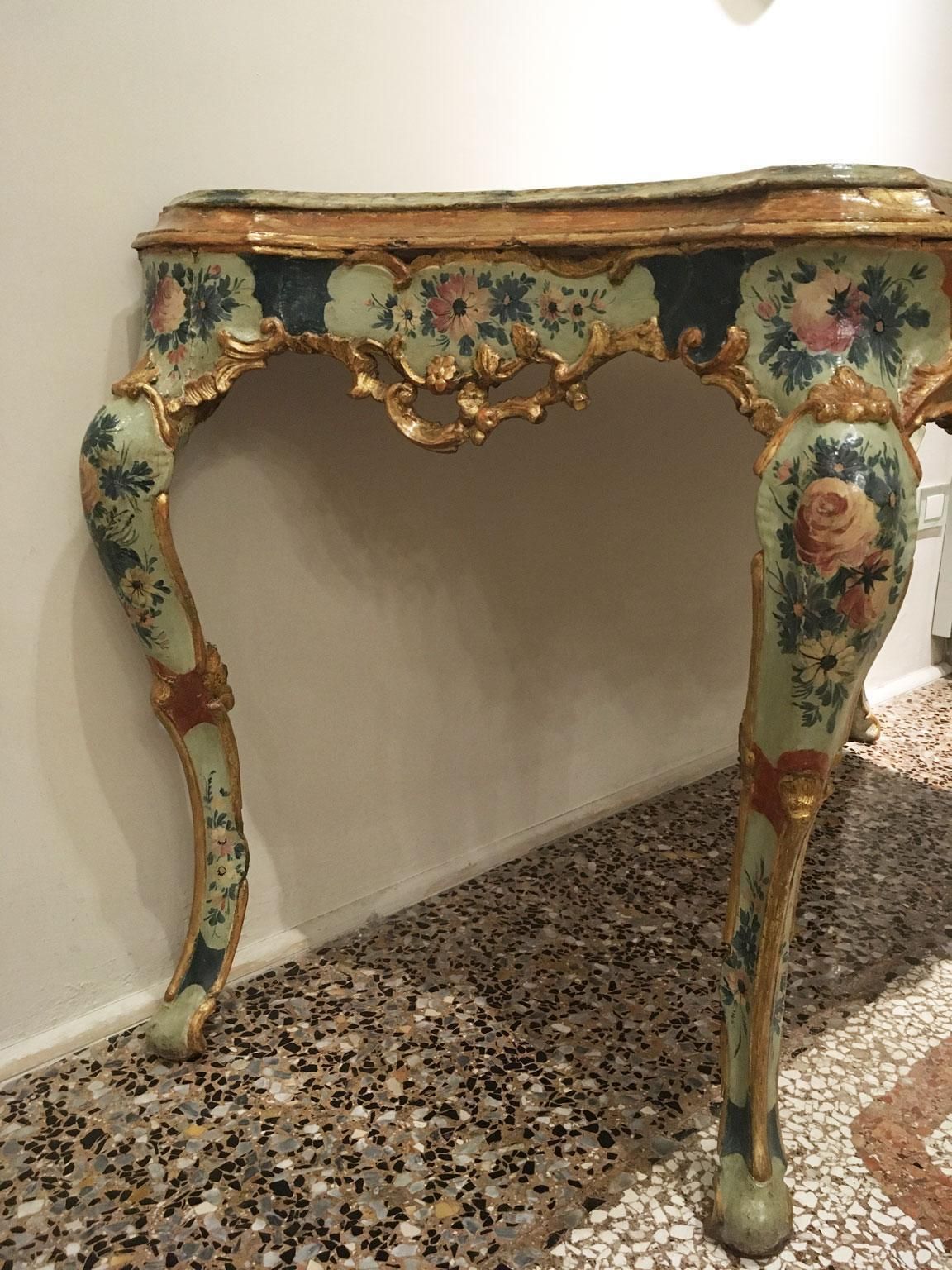 1750 Venezia Wooden Light Blue And Green Lacquered Engraved Console With Flowers photo vinterior