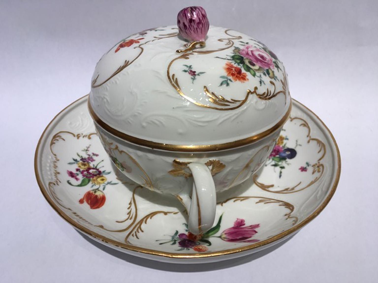 Meissen Mid 19thcentury Golden Porcelain Covered Cup Multicolors Flower Drawings photo for sale