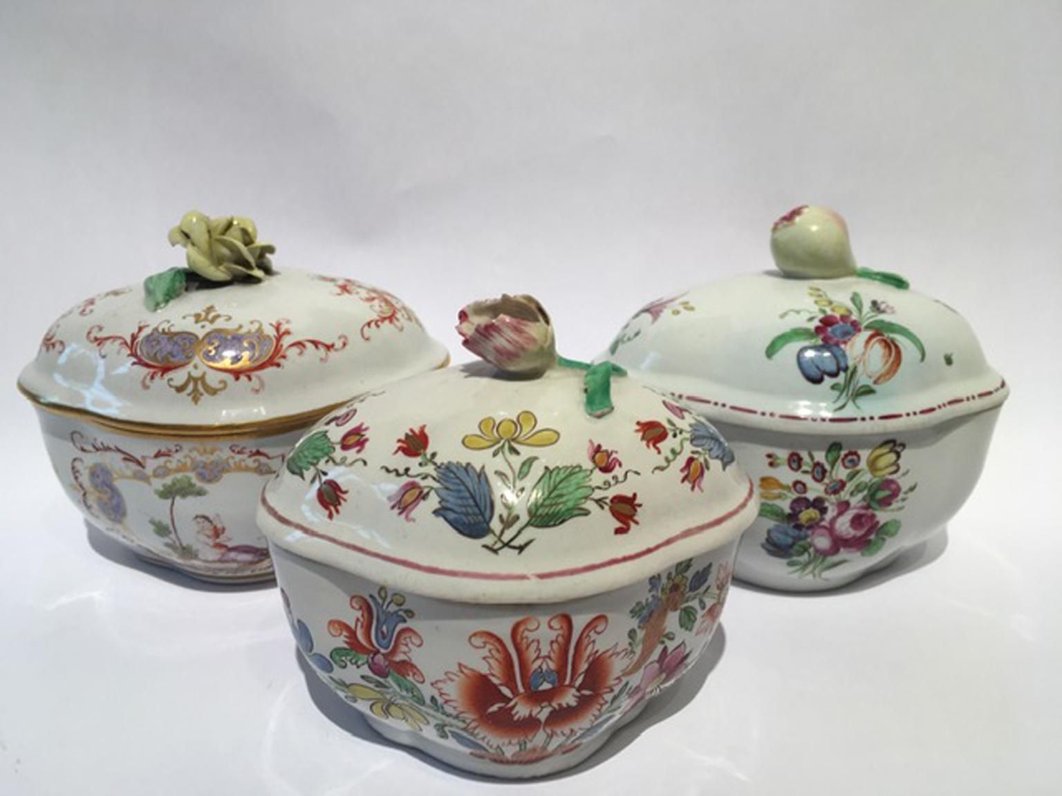 Italy Late 18th Century Richard Ginori Set 3 Porcelain Sugar Bowls Floral Decor photo furniture