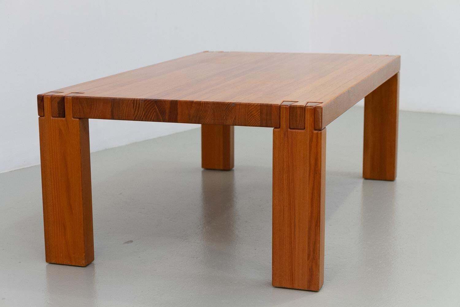 Danish Modern Rectangular Brutalist Coffee Table In Oregon Pine, 1970s. photo vinterior