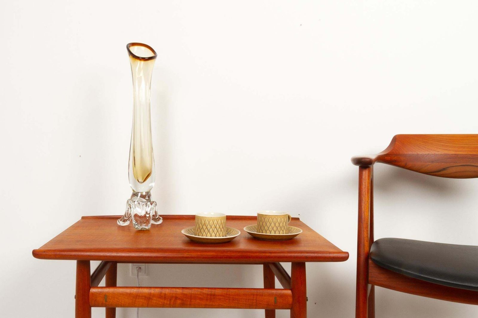photo vinterior Tall Vintage Swedish Glass Vase, Mid 20th Century