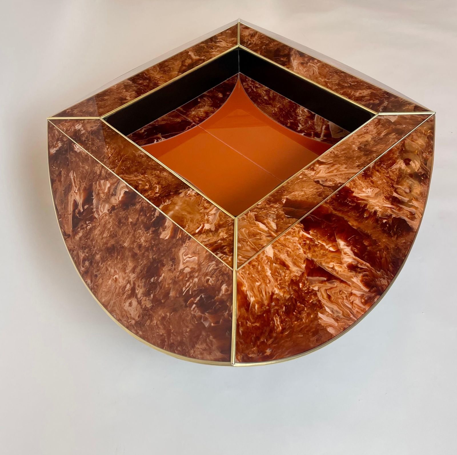 photo furniture Late 20th Century Brown & Orange Murano Glass W/ Brass Finishings Cocktail Table