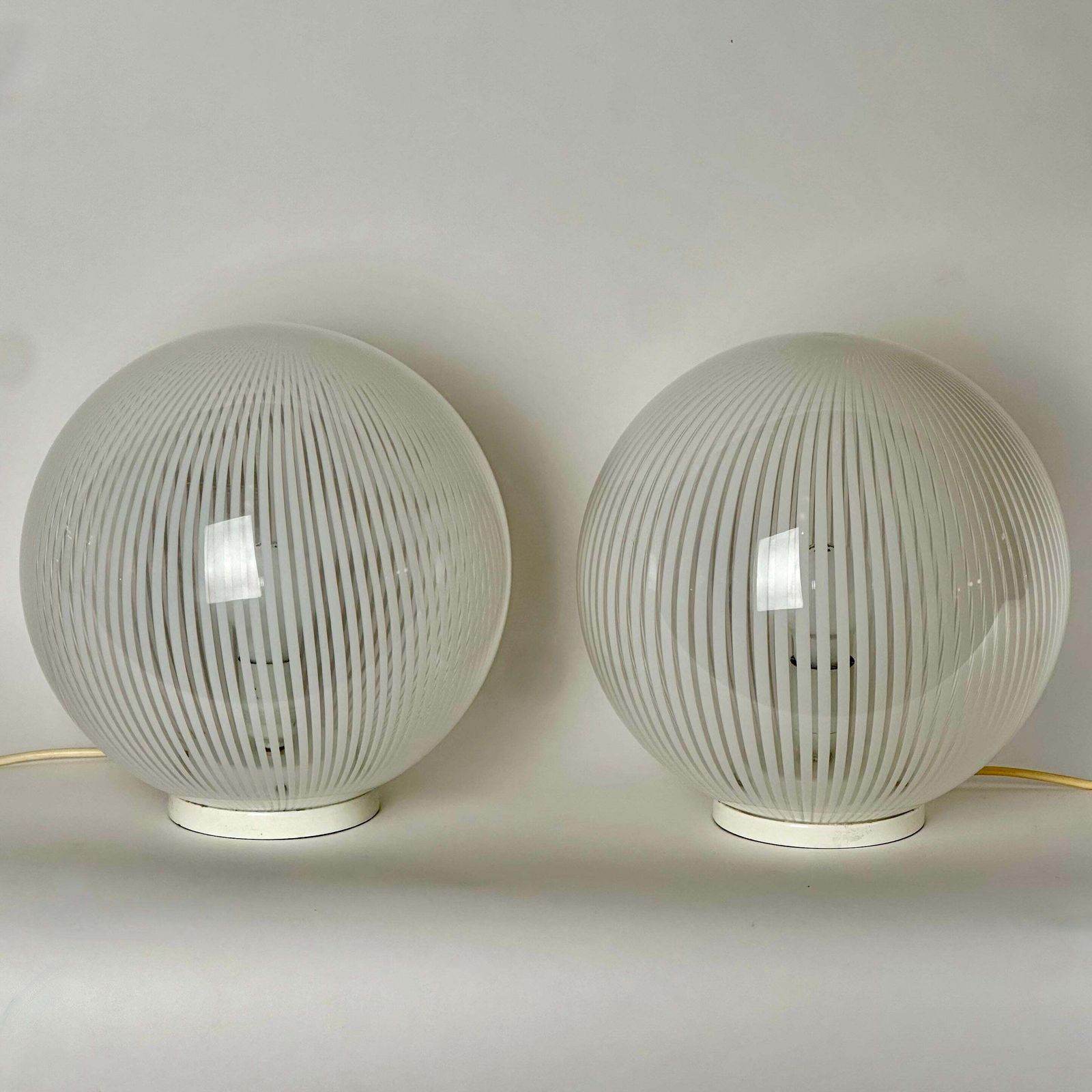 Pair Of "Tessuto" Murano Blown Glass Table Lamps By Ludovico Diaz De Santillana photo for sale