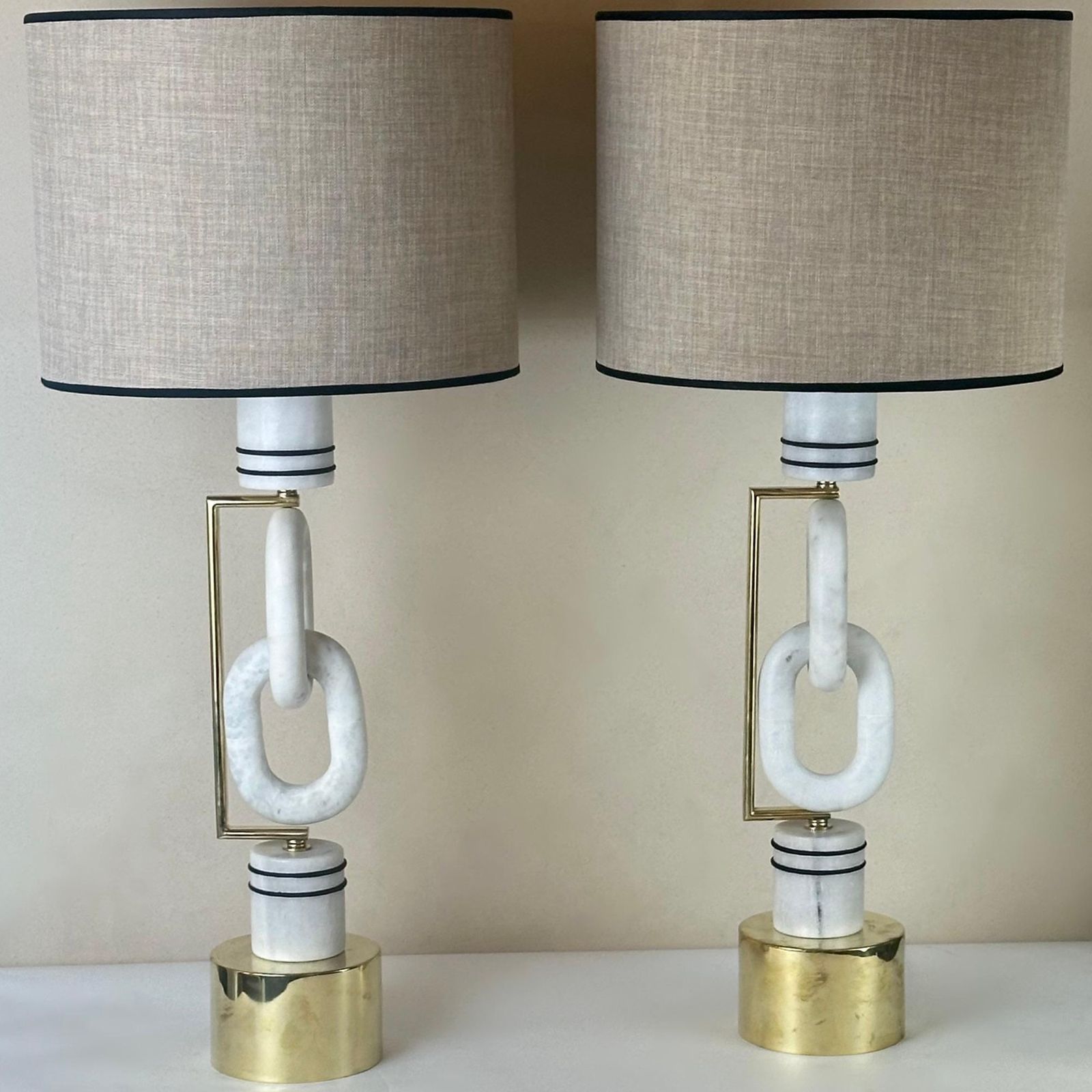 Late 20th Century Pair Of Italian Brass & White Carrara Marble Table Lamps photo furniture