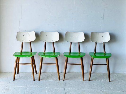 photo furniture Eetkamerstoelen Van Ton, Ca. Jaren 1960, Set Van 4