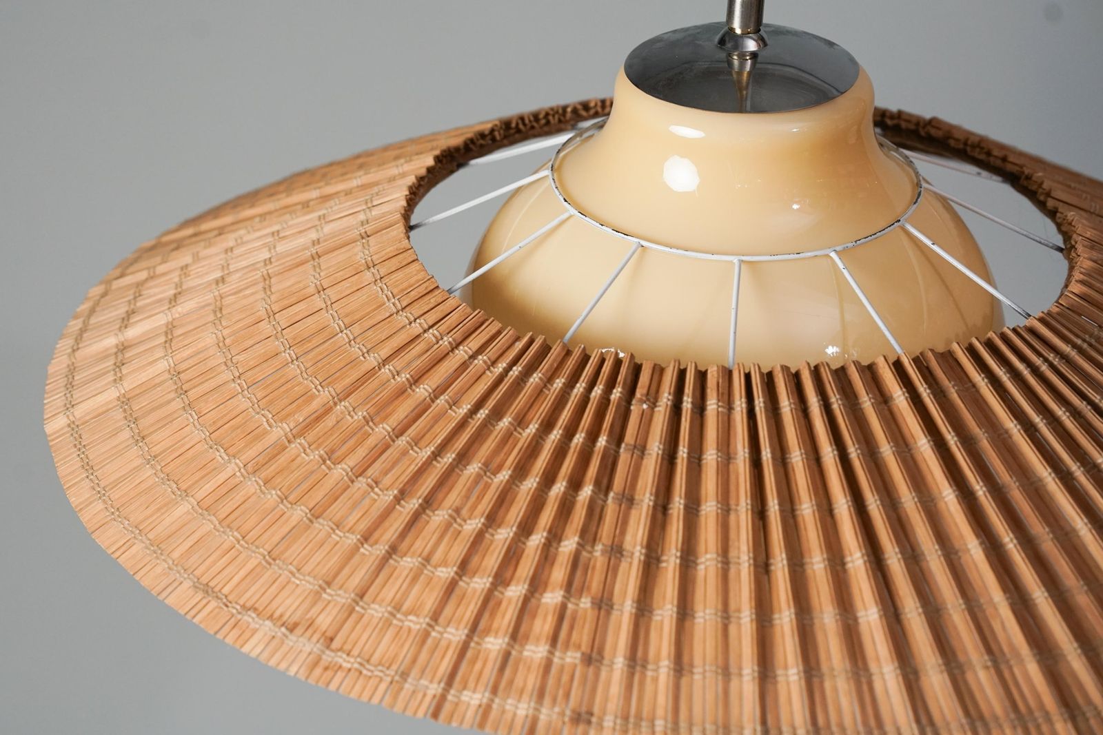 Pendant Model 1092, Paavo Tynell, Taito Oy, 1940s photo Lighting