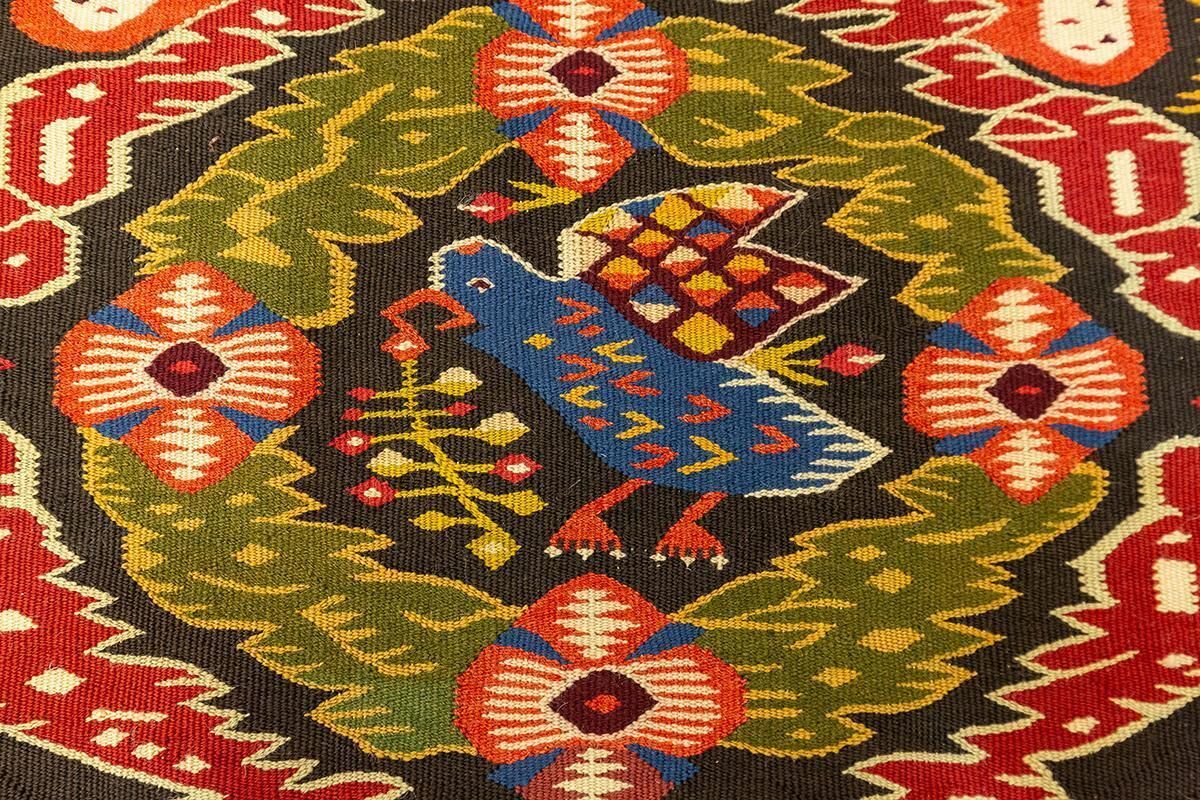 Scandinavian Rollakan Swedish Rug Bird Design photo vinterior