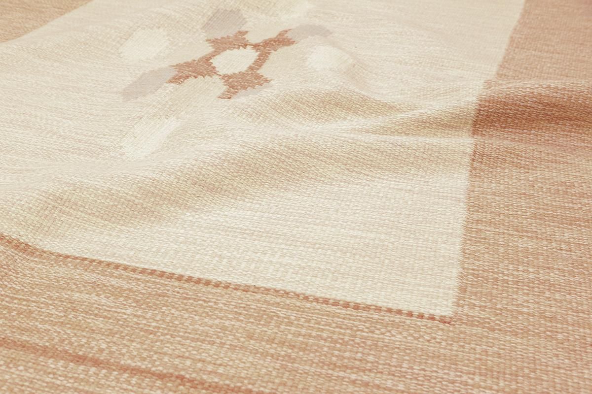 Scandinavian Rug Rollakan  Earthy Tones By Ingegerd Silow photo vinterior