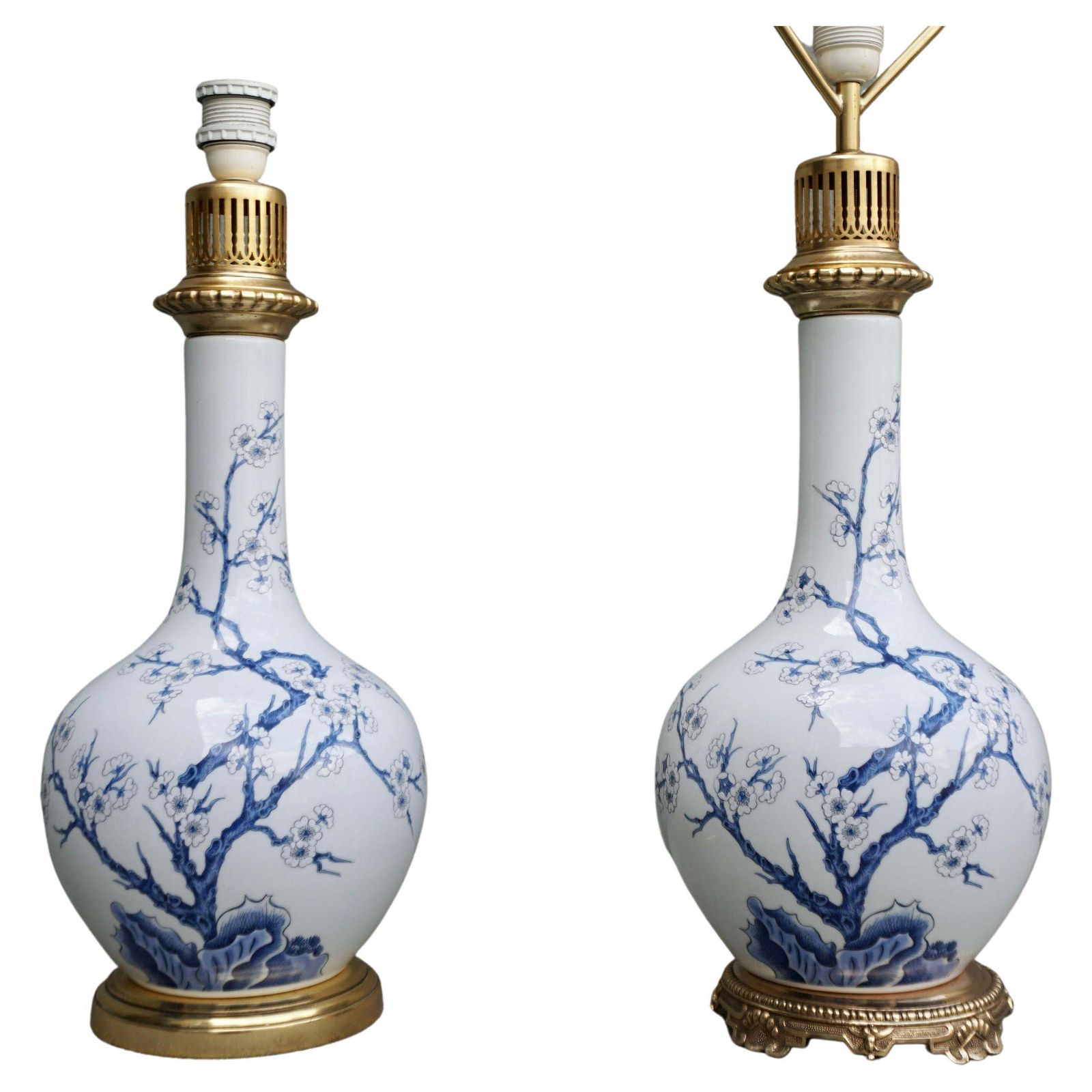 One Of Two Porcelain Paris Blue And White Flower Table Lamps