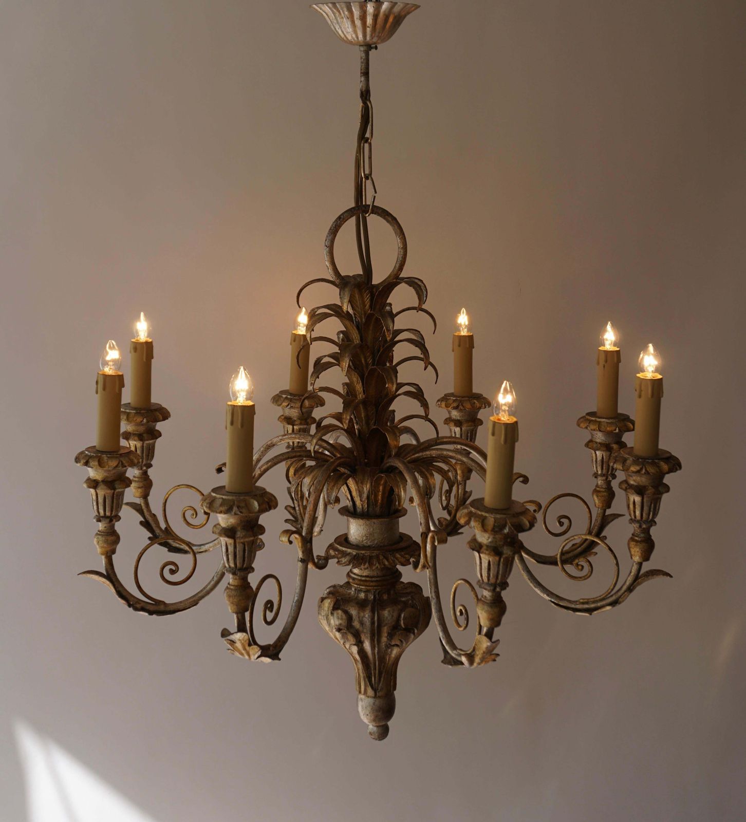 Pineapple Chandelier In Lacquered Wood And Gilt Brass, 1950s photo vinterior