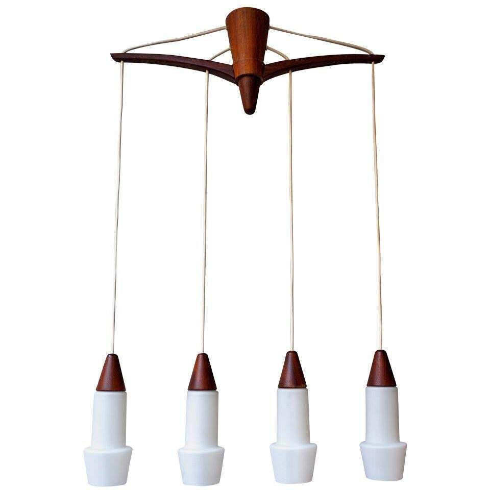 Italian Chandelier In Murano Opaline Glass And Wood