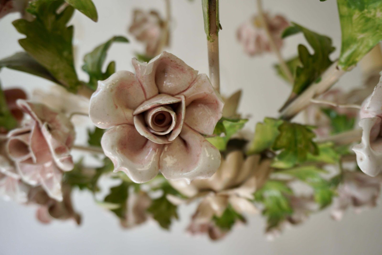 Lighting Italian Porcelain Flower Roses Tole Chandelier photo