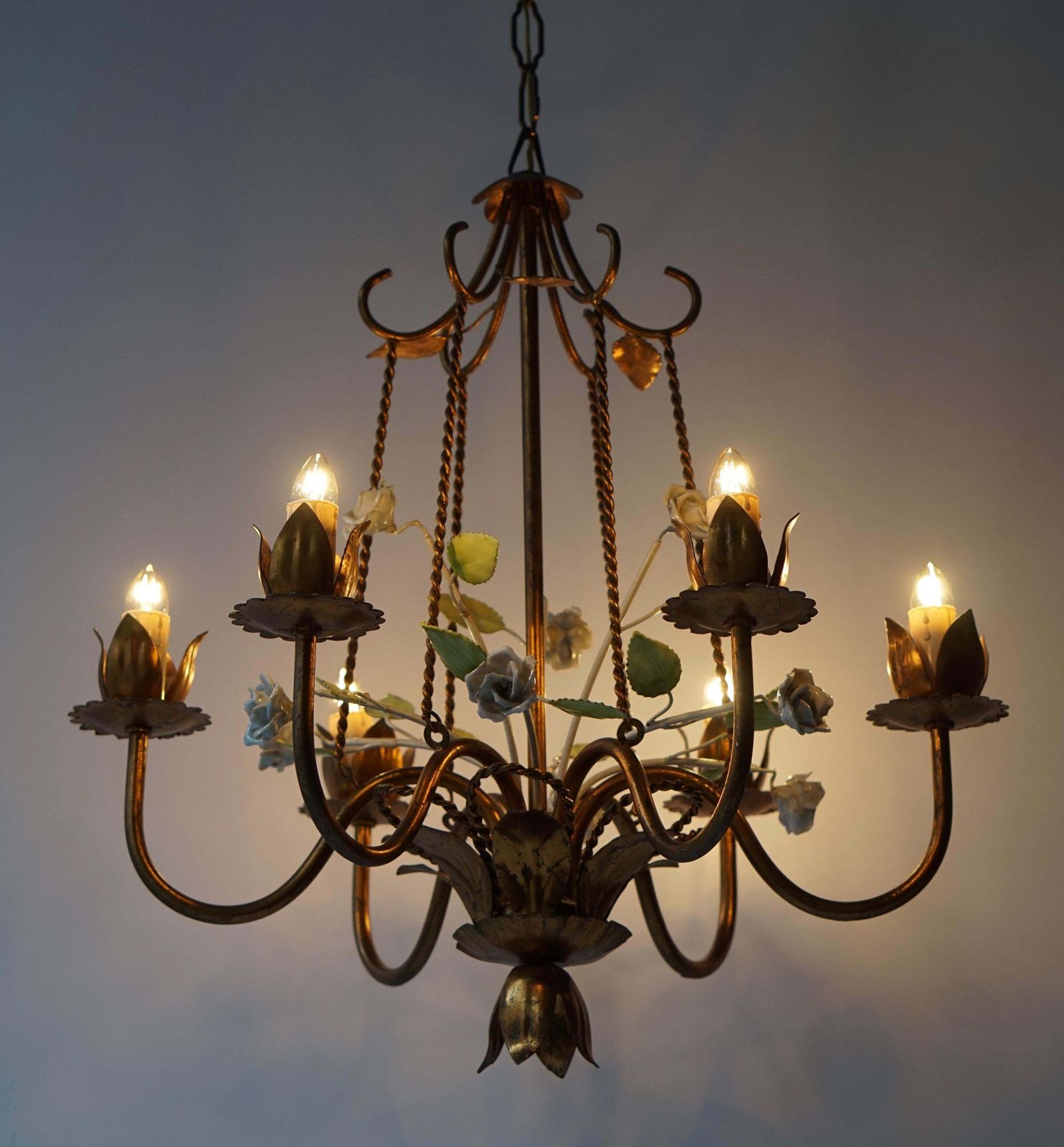 photo furniture Italian Brass Chandelier With Porcelain Flowers