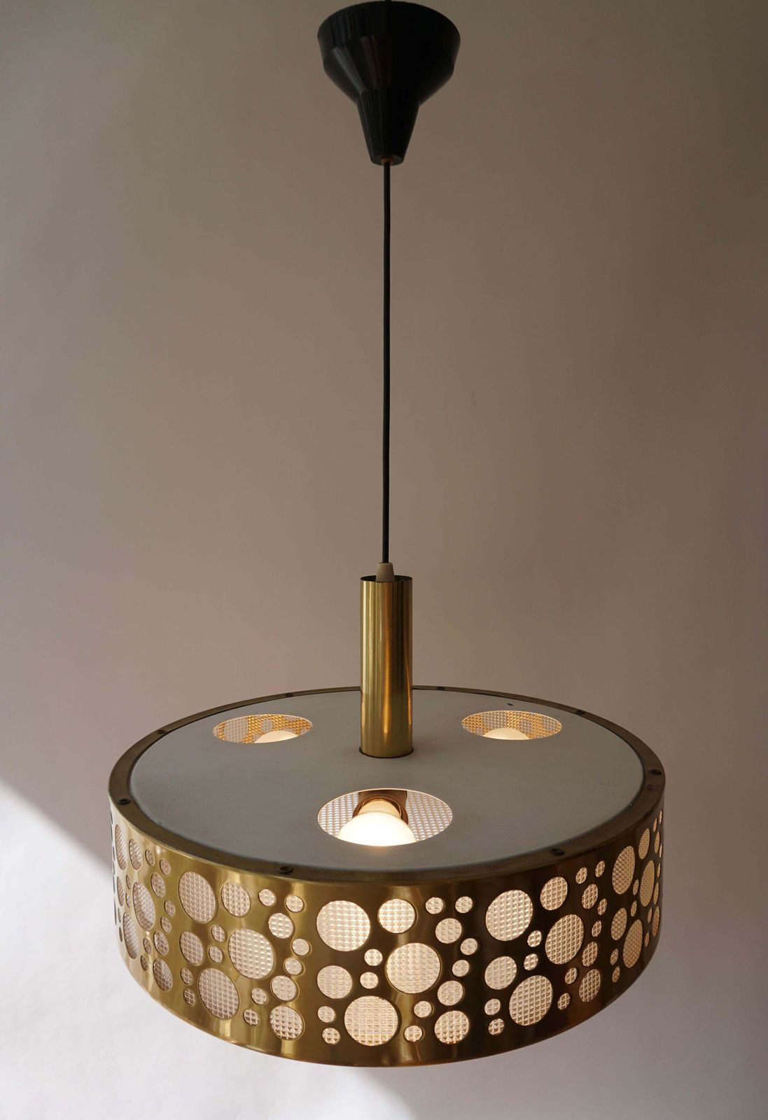 photo buy Italian Brass Pendant Light