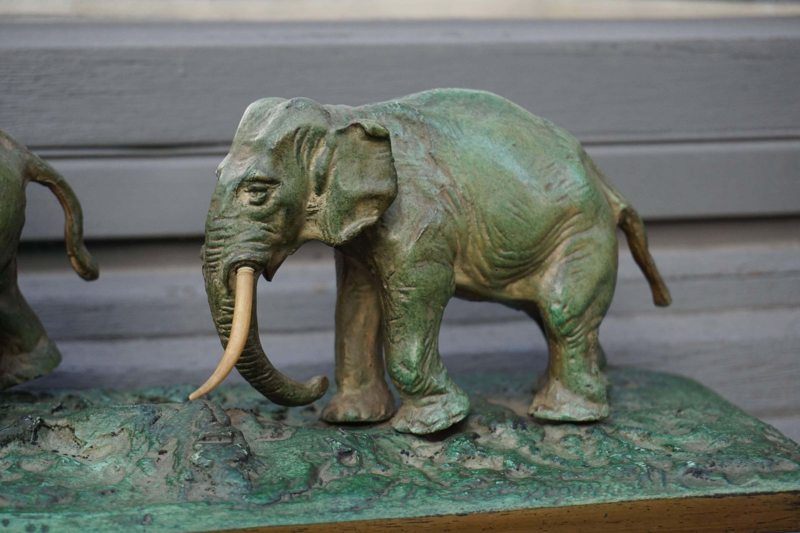 Early 20th Century Bronze Sculpture Of Elephants photo vinterior
