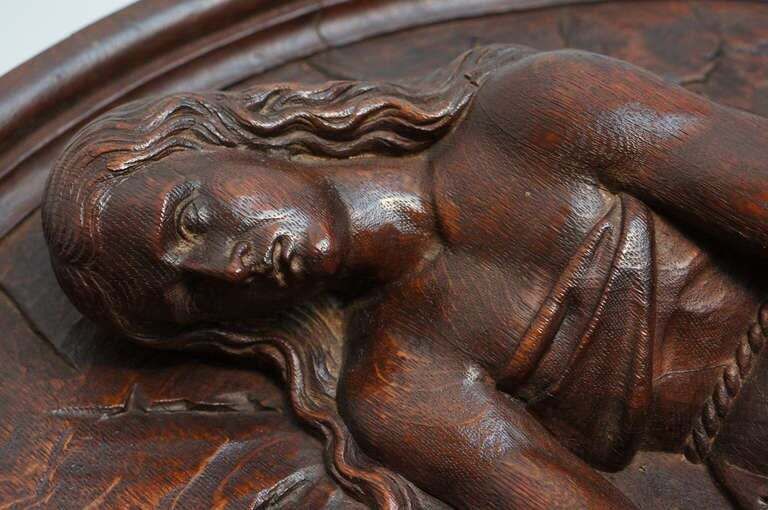 Italian Carved Oak Tondo Representing Maria Magdalene As A Penitent photo vinterior