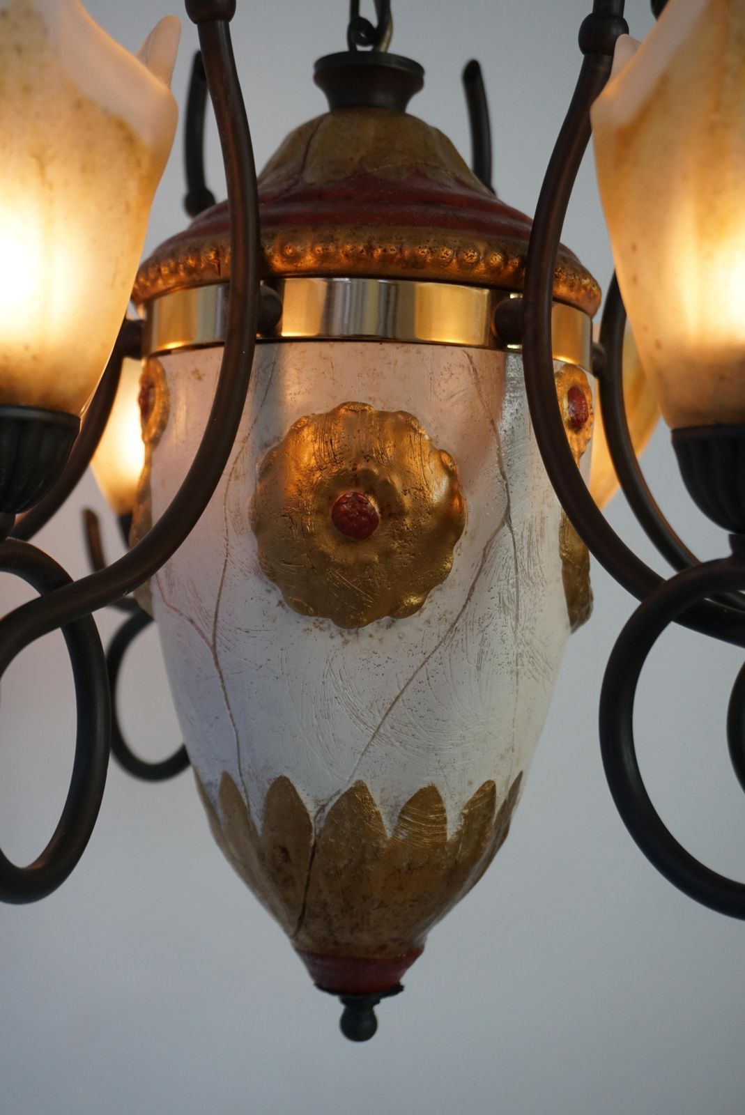photo vinterior Elegant Italian Hollywood Regency Chandelier