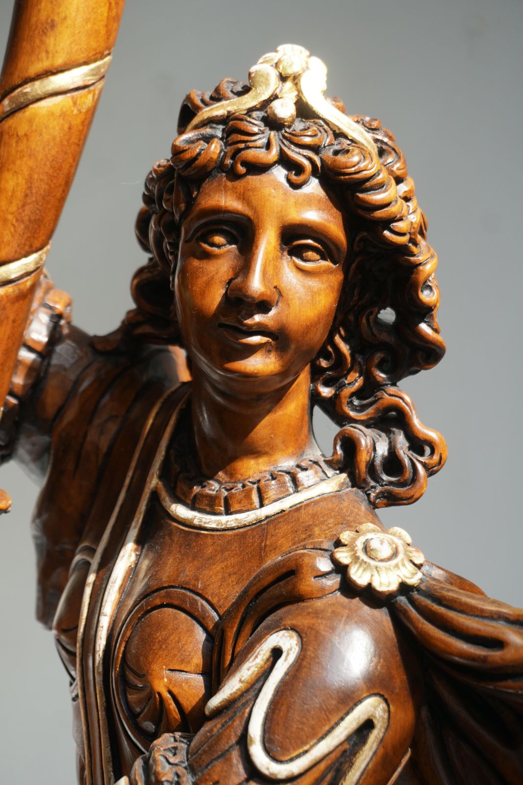 8916.0 Italian Gilded Wood Venetian Figural Torchère Candelabra Floor Lamp photo