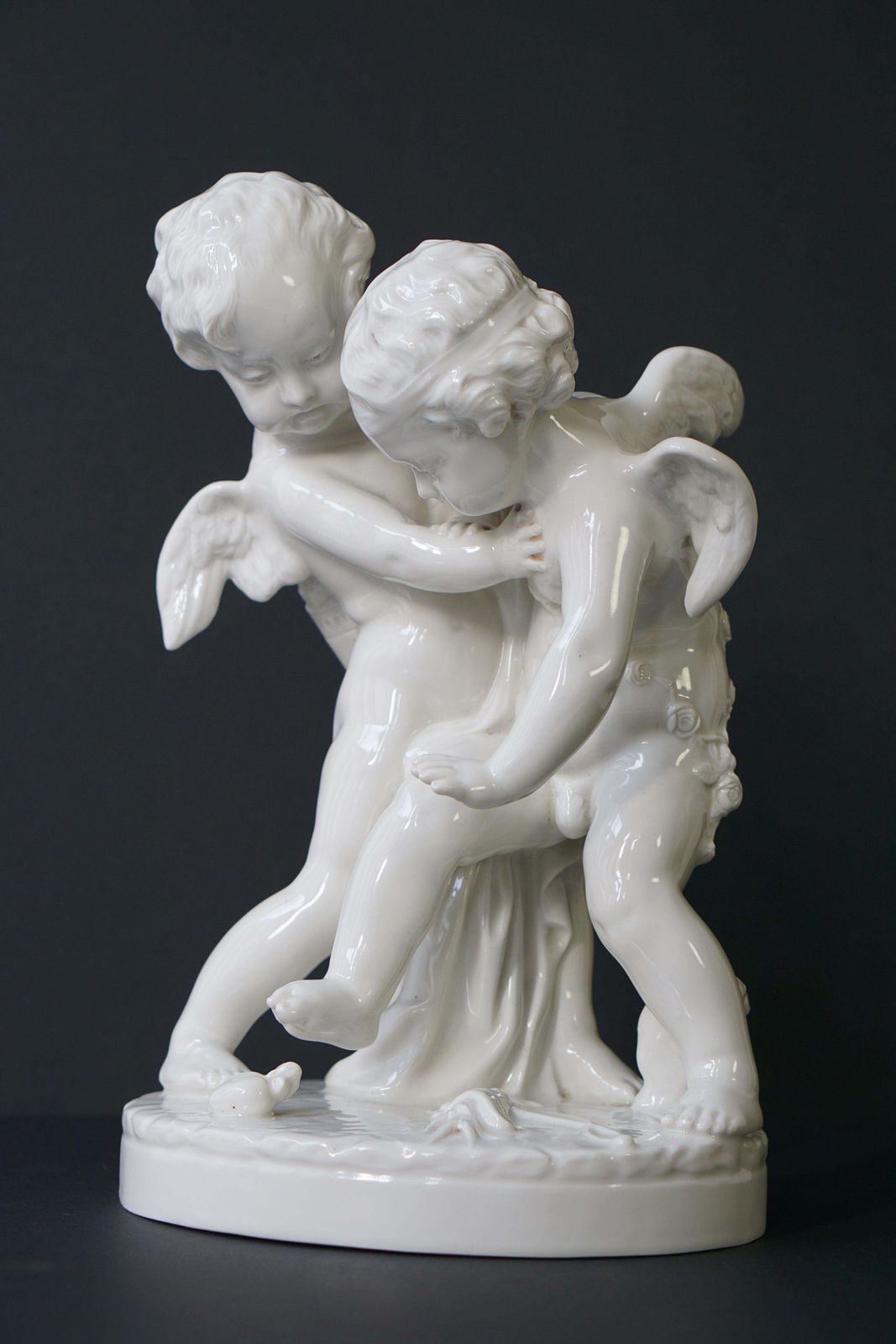 Porcelain Figurative Sculpture Representing Two Little Angels, Putti photo for sale