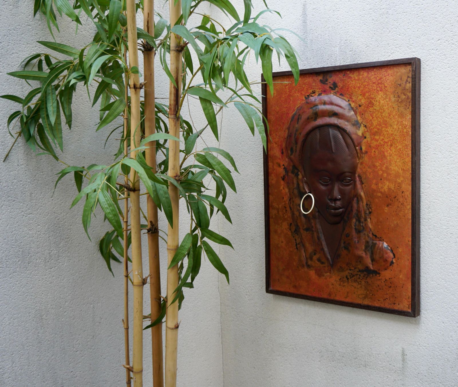 photo vinterior Beautiful Hammered Copper Bas Relief Of An African Woman