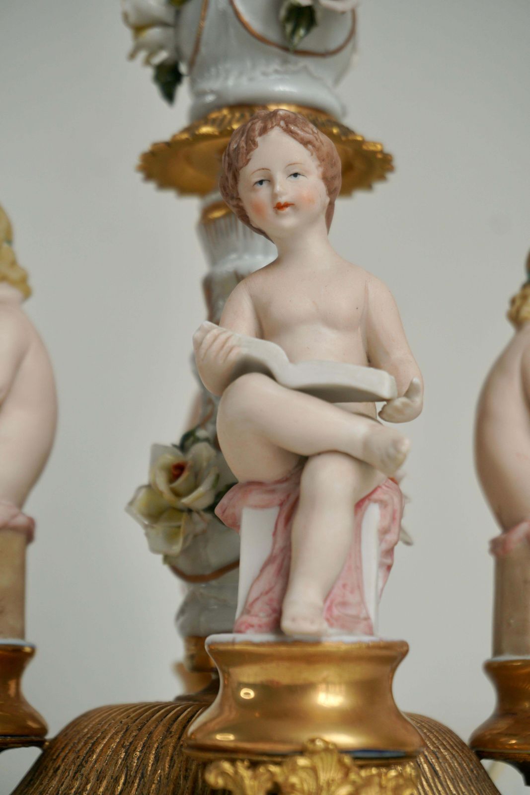 Italian Victorian Porcelain Cherub Lamp photo 1359.0