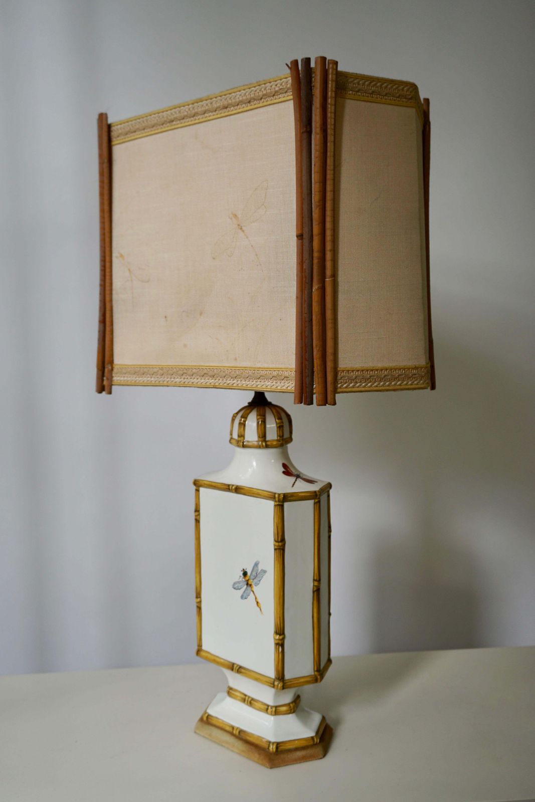 photo furniture Art Nouveau Dragonfly Table Lamp