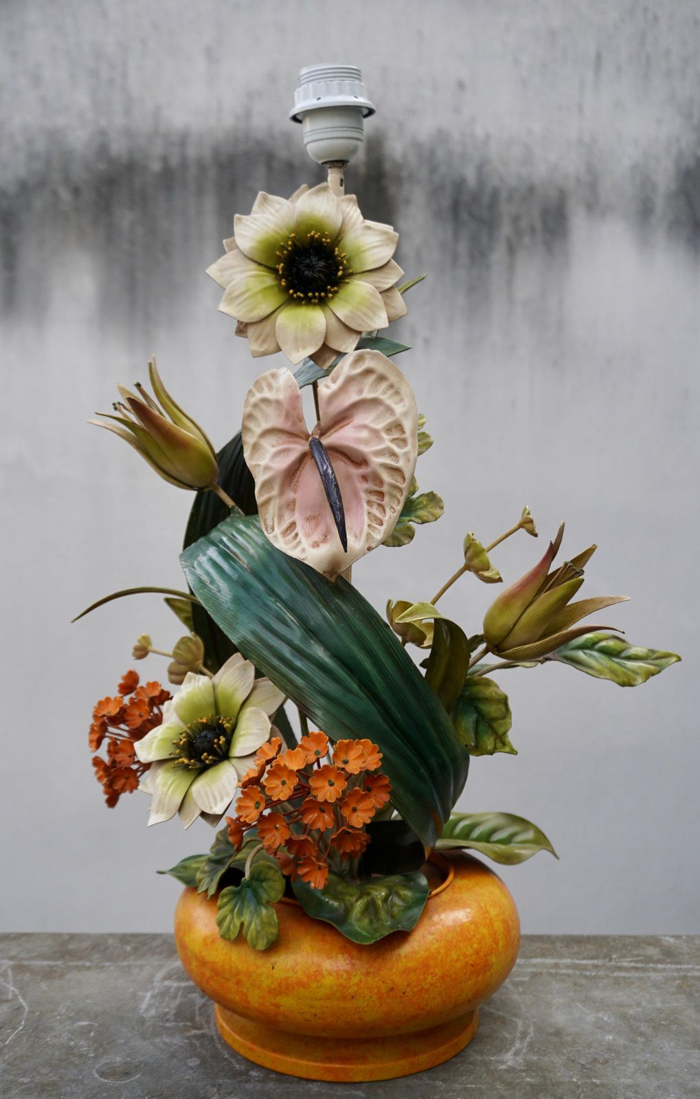 Vintage Tole Toleware Metal Art Flower Petite Lamp Italy Shabby Chic photo Lighting